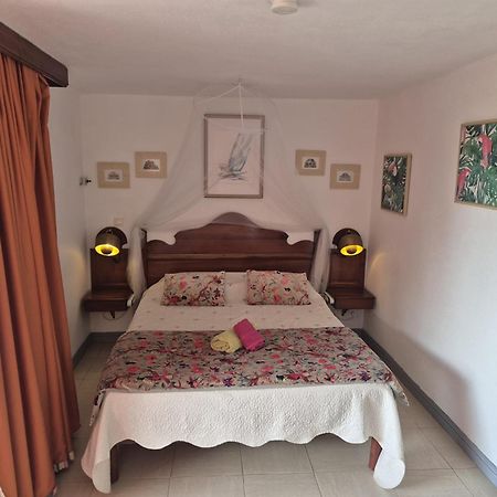 Apartament Goyave Sainte-Anne Zewnętrze zdjęcie