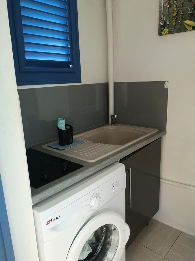 Apartament Goyave Sainte-Anne Zewnętrze zdjęcie